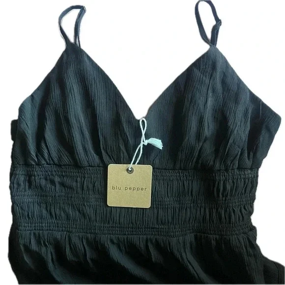 Blu Pepper Small Black V-Neck Spaghetti Strap Tiered Maxi Dress NWOT - Picture 4 of 12